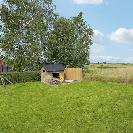 4 Bedroom Cozy In Haderslev Nyaraló *