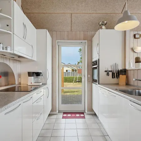 Nyaraló 4 Bedroom Cozy In Haderslev Diernæs